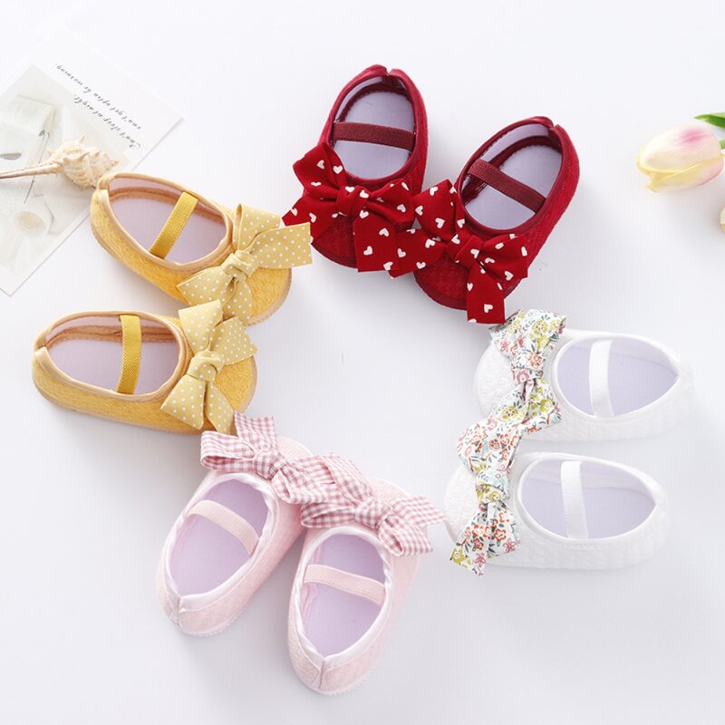 Bonito bowknot sapatos com hairband para o bebê meninas da criança sapatos macios infantil walkers impressão princesa sapato primeiros caminhantes
