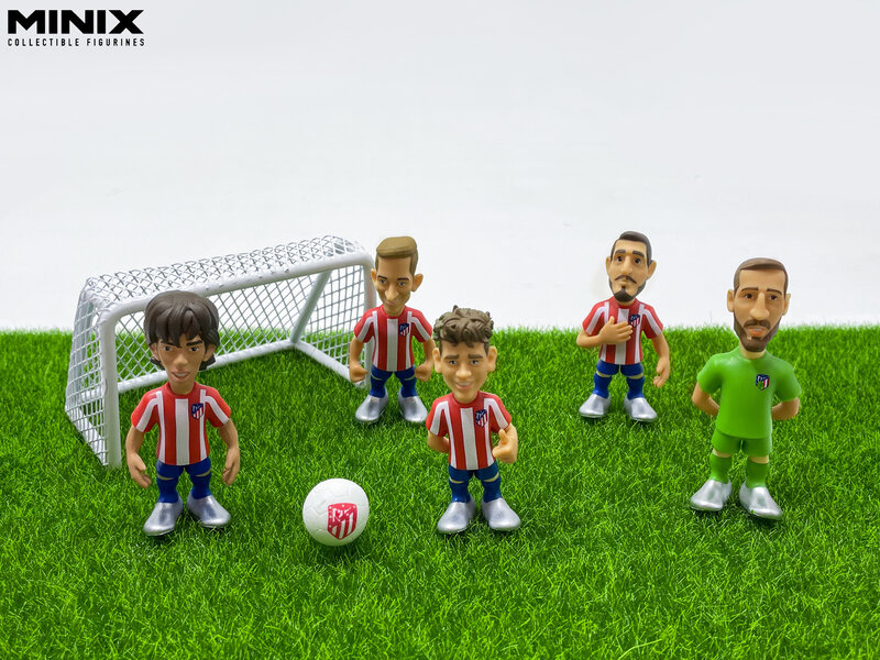 MINIX قابل للجمع في Madr الكرتون لاعب كرة القدم الكرة عمل الشكل كول دمية الرياضة نموذج دمية كرة القدم ستار لعب المشجعين تذكارية