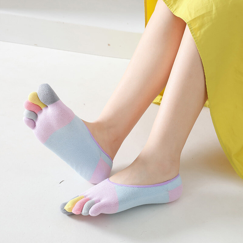 Kaus kaki wanita lima jari baru musim panas kaus kaki kasual katun lembut warna-warni kaus kaki olahraga ujung jari terpisah kaus kaki jari Harajuku kawaii