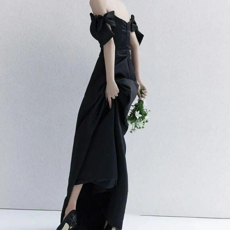 2024 Nieuwe Zoete Boog Koreaanse Trouwjurk Mode Off The Shoulder Bruiden Trouwjurken Zacht Satijn Zwart Lange Avondjurken