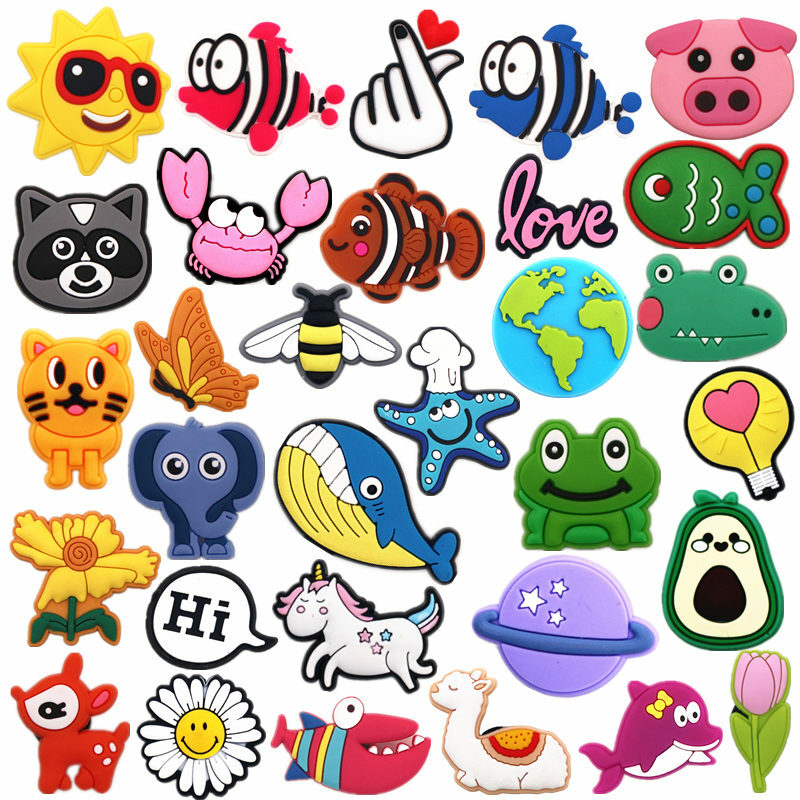 1pcs Animals PVC Shoe Charms Decorations Cute Cat Deer Pig Fish Frog Shoes Buckle Accessory Clips Fit Kids X-mas Gifts