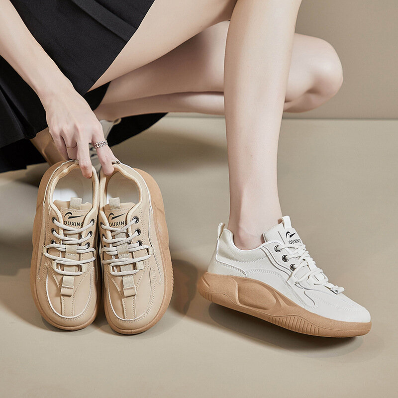 Scarpe da donna Sneakers in pelle PU 2024 nuove comode calzature da passeggio Casual femminili scarpe mocassini alla moda