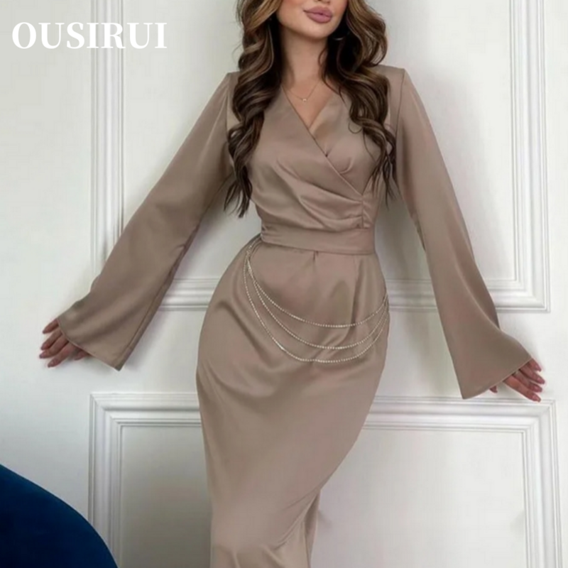 Ousirui elegante einfarbige V-Ausschnitt Metall dekoration Frauen lang ärmel ige Kleid mit hoher Taille für Frauen-Neuankömmling auf Ins und ebay