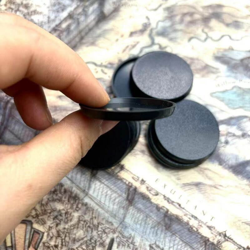 20 buah 40mm miniatur Gaming basis bulat plastik untuk Wargames