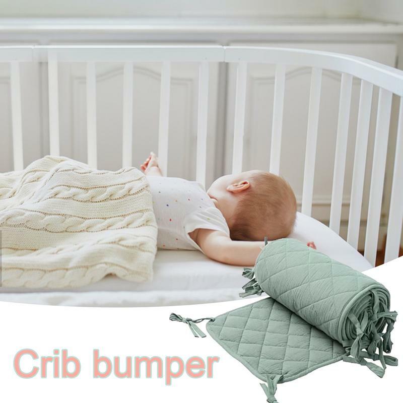 Bantalan tempat tidur bayi empuk, pelindung kepala tempat tidur aman untuk anak-anak anti-jatuh dapat bernafas ramah kulit