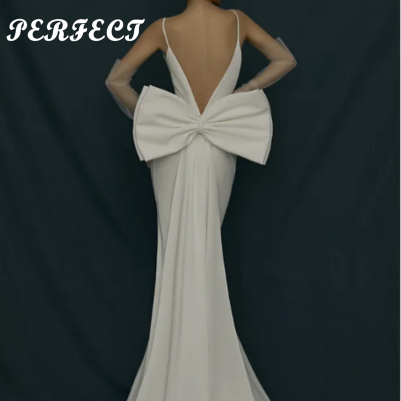 ウェディングドレスの結びの大きなサテンの弓、取り外し可能な花嫁のドレス、プロメイトドレス、完璧