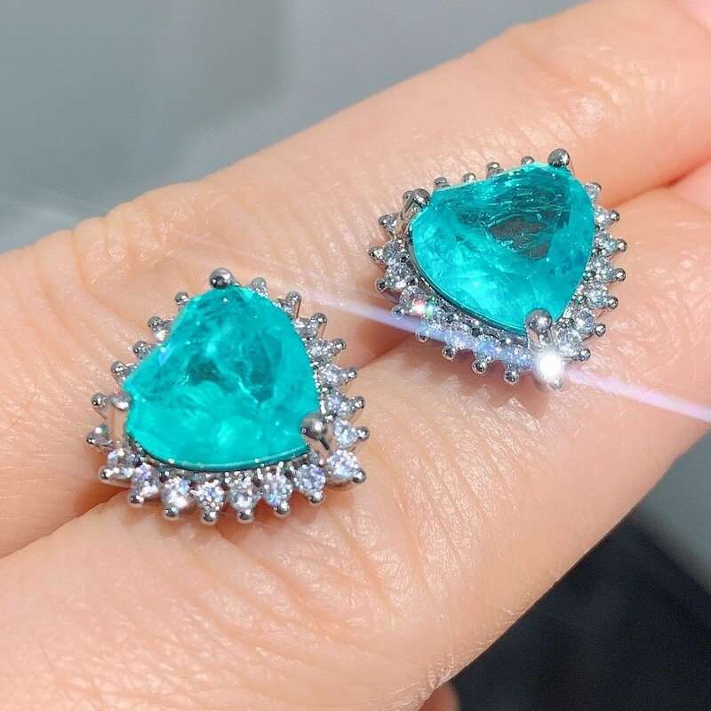 2024, fashionable, heart-shaped, sky blue, exquisite jewelry, versatile, men's and women's, gifts, love, charming earrings