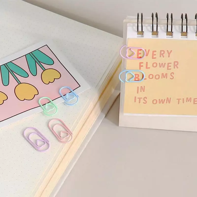 50 buah klip kertas hati CINTA Mini Macaron warna foto penahan tiket klip Binder buku catatan perencana pembatas buku perlengkapan kantor