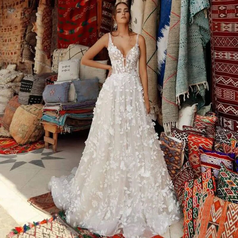 Романтическое свадебное платье с 3D цветочной аппликацией, платья невесты на бретелях-спагетти с V-образным вырезом и открытой спиной, 2024