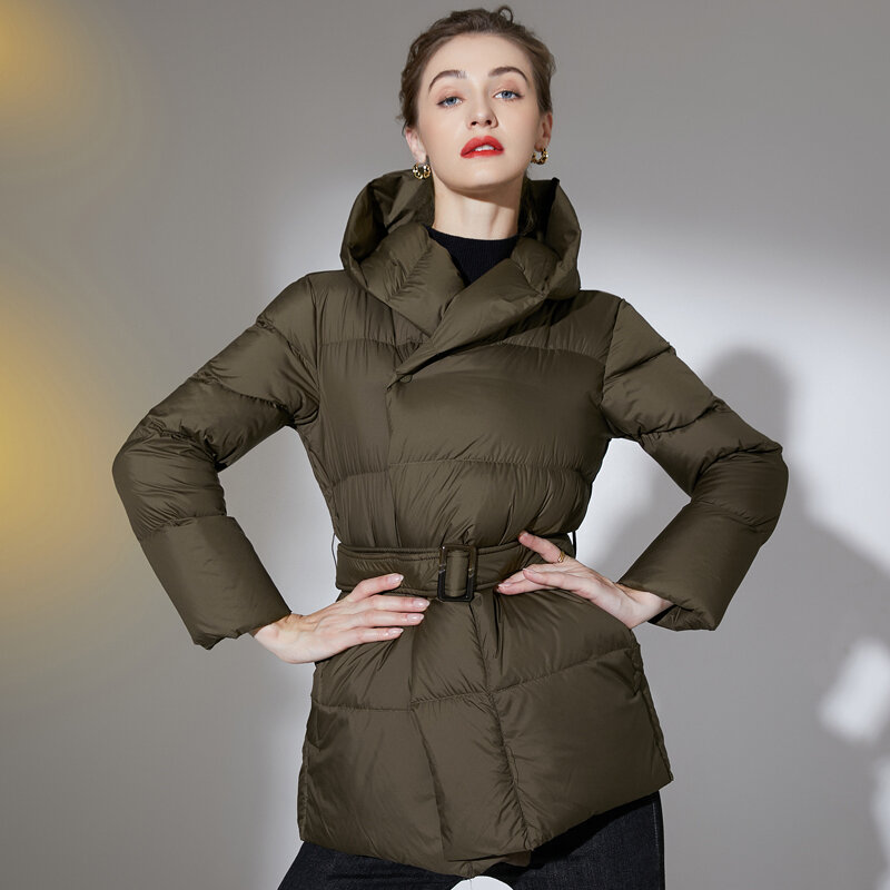 Chaquetas de plumón ultraligeras para mujer, abrigo informal cálido con cinturón, Parka con capucha de talla grande, invierno, 2023