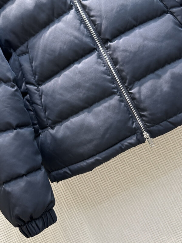 Chaqueta de plumón corta con solapa, diseño holgado con cremallera, cálida y cómoda, novedad de invierno, 2023, 1220