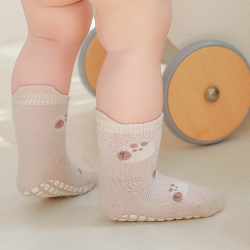 Calcetines de malla antideslizantes para bebé, medias suaves y seguras para el hogar, uso diario, 0 a 5 años