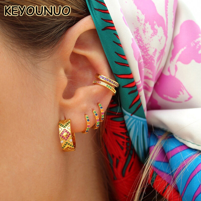 KEYOUNUO Set di orecchini a bottone riempiti d'oro per le donne polsini dell'orecchio orecchini a cerchio pendenti con zirconi colorati all'ingrosso di gioielli per feste di moda
