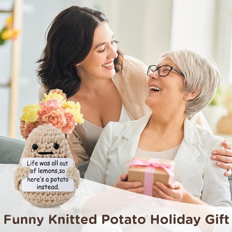 Boneca engraçada da batata com cartão positivo, brinquedo bonito do crochet, 2pcs