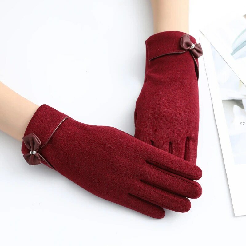 New Grace Fashion Lady Gloves Women Winter Vintage Touch Screen Warm Windproof Cycling Driving Full Finger Glove Mittens