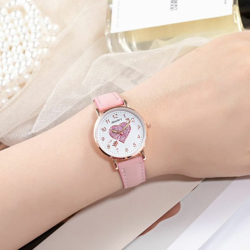 Herz Muster Kleid Accessoire Ins Stil kleines Zifferblatt Frauen Uhr Leder Gürtel Uhren Quarzuhr koreanischen Stil Armbanduhren