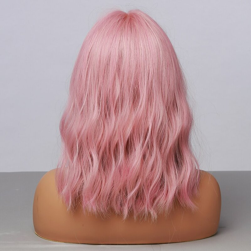 Parrucca sintetica ondulata HAIRCUBE con frangia parrucche corte Bob rosa parrucca Cosplay lunghezza spalla ondulata riccia parrucca colorata quotidiana