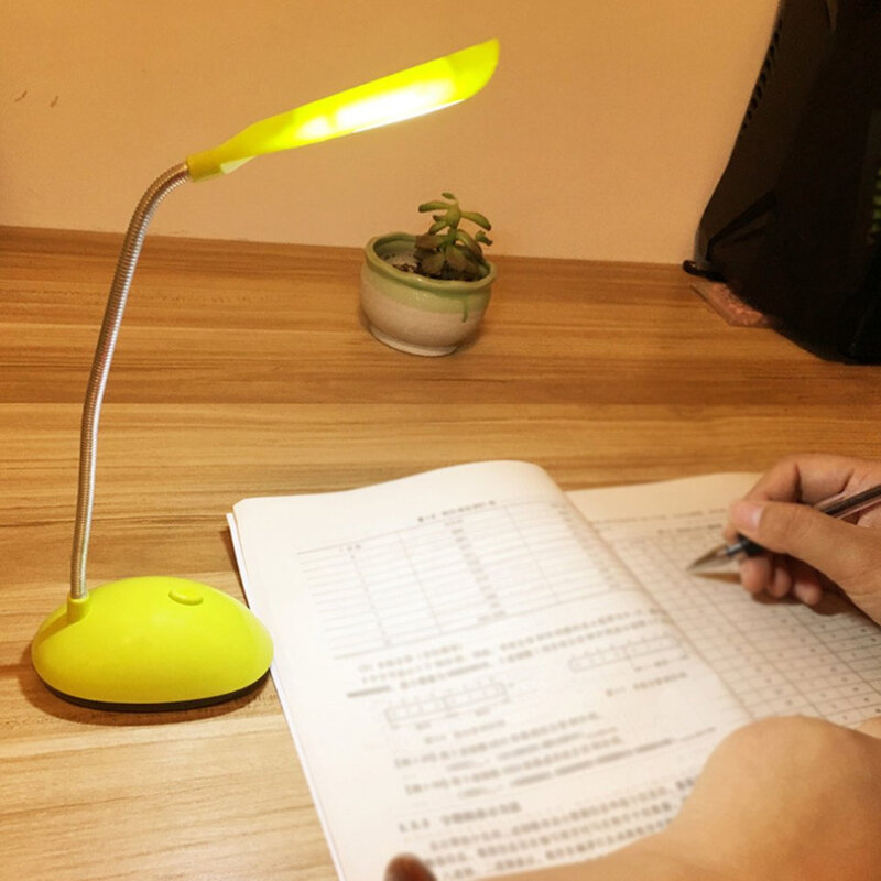 Lampe de table LED avec batterie pour enfants, lumière de lecture pliable et rotative, protection des yeux, veilleuse de bureau, 4 couleurs