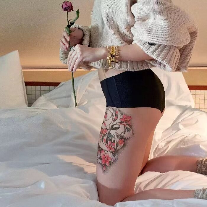 Tatuaje de manga de brazo grande para mujer, pegatinas de tatuaje temporales impermeables de Ninetales, Sakura, gato, demonio, arte corporal japonés, tatuajes falsos completos