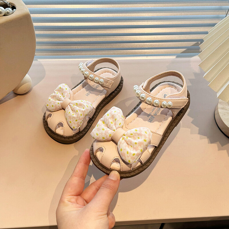 Детские сандалии для девочек Новинка Лето 2024 пляжная обувь Baotou с бантом и мягкой подошвой популярные туфли принцессы DDY8805