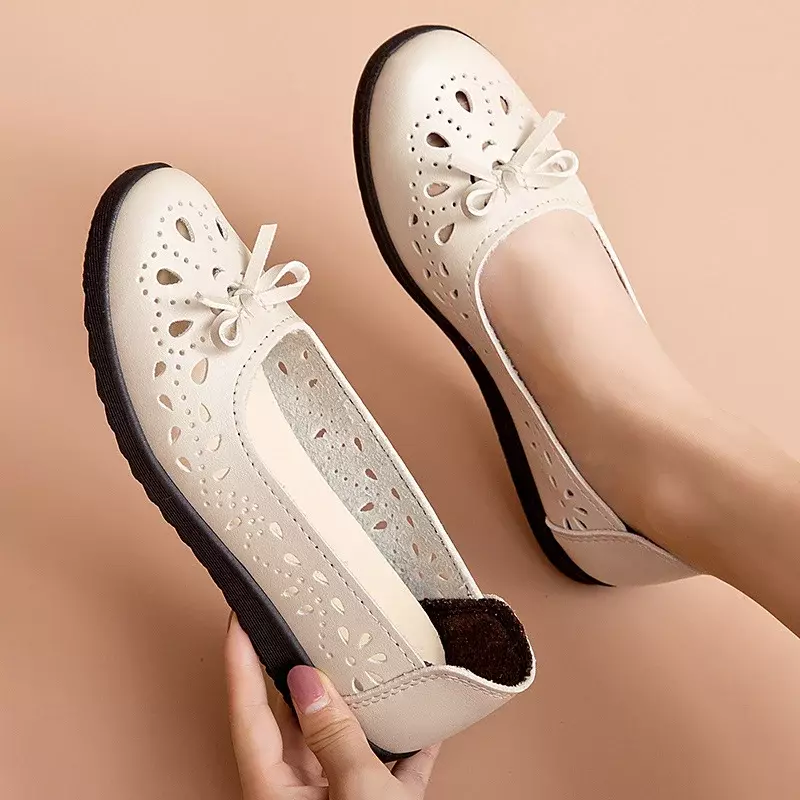 2023 Sandals Soft Sole Leather Shoes Anti Slip Middle and Old Age Hole Shoes Women's Flat Sole Anti Slip Hollow Breathable