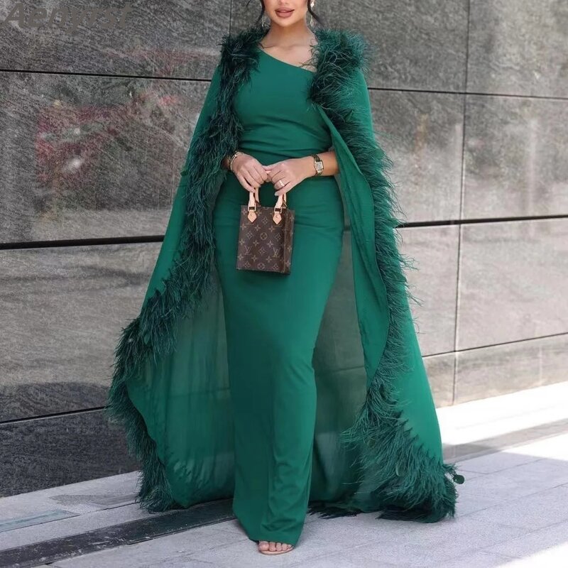 Elegante grüne Abendkleid Ein-Schulter-Scheide Abendkleider mit Feder schal bodenlangen Satin Party kleider für Frauen