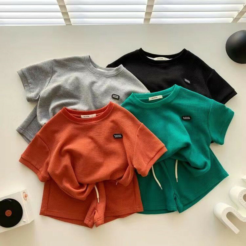 Детский летний костюм новая Корейская версия футболка с коротким рукавом и шорты для мальчиков комплект из двух предметов для девочек повседневный комплект одежды для малышей
