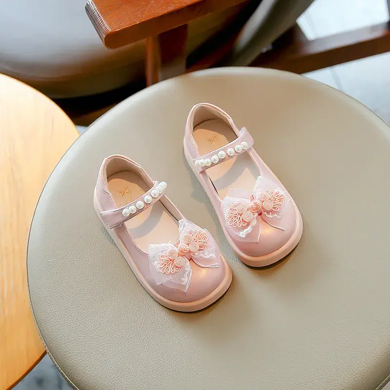 Skórzane buty dziecięce słodka muszka dziewczynka księżniczka buty wiosna jesień moda dla dzieci sukienka na co dzień buty Mary Jane na imprezę miękkie