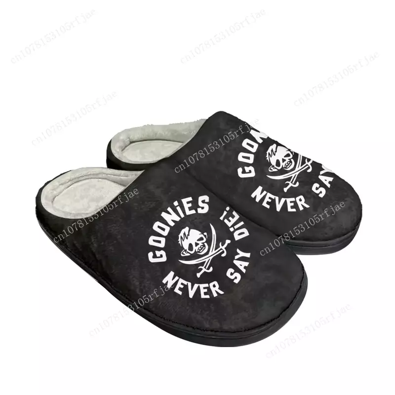 Goonies Never Say Die Skull Rock Zapatillas de algodón personalizadas para el hogar, sandalias de felpa para dormitorio, zapatos térmicos para mantener el calor