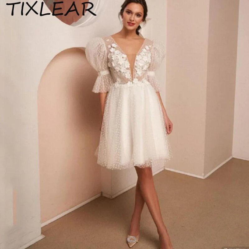 Tixlear ชุดแต่งงานยาวถึงเข่าชุดเดรสสำหรับผู้หญิงคอวีแบบเรียบง่ายมีกระดุมครึ่งแขน