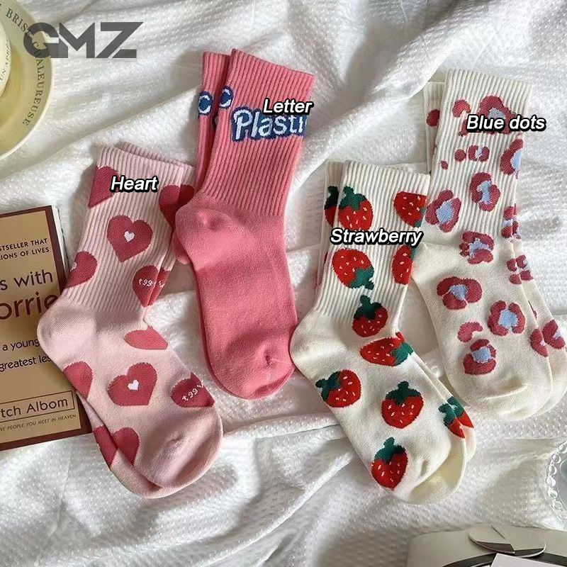 1Pair Outdoor Wind Protection And Warmth New Pink Strawberry Socks Fashion Cute Harajuku Women Cotton Socks