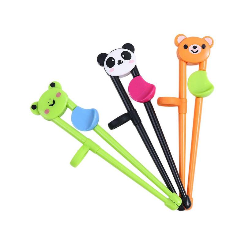 Peralatan makan silikon kartun beruang Panda, alat bantu latihan makan Sumpit praktis berguna untuk bayi