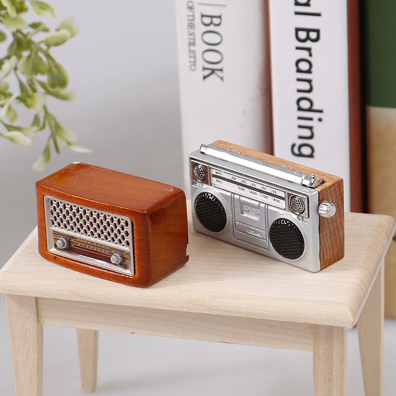 1 Buah Miniatur Rumah Boneka 1:12 Mebel Mini Antik Logam Radio Retro Radio Model Mainan Berpura-pura Bermain Boneka Aksesori Rumah