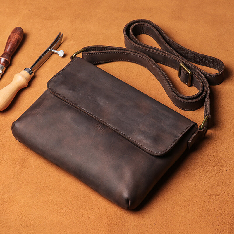 Torby Crossbody dla mężczyzn proste Vintage i popularne pierwsza warstwa skóry wołowej sprzętu klamra magnetyczna męska owinięte torba na ramię z klapką