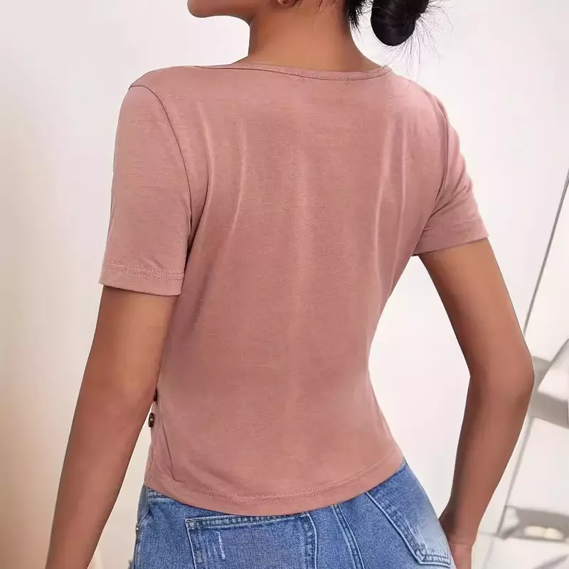女性のためのショートスタイルのTシャツ,セクシーな透かし彫りのボタンが付いたスリムな気質のTシャツ,カジュアルな服,YBF46-3,新しい2022