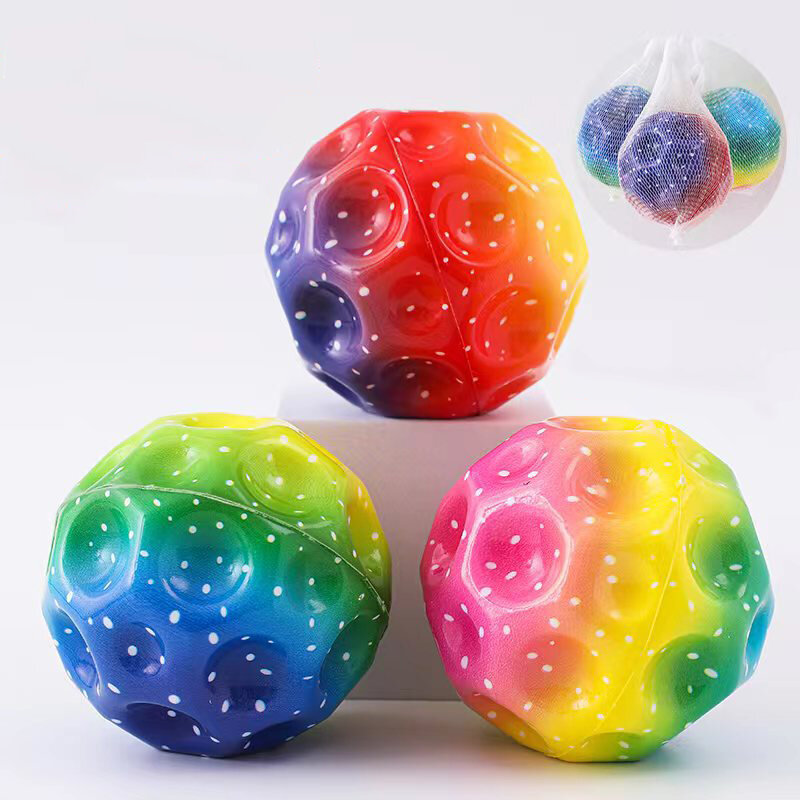 Odbijające się piłki dla dzieci zabawki sportowe pianka PU stałe porowate kulki odbijające się ekstremalnie wysoko odbijające się kulki księżycowe zabawki dla dzieci