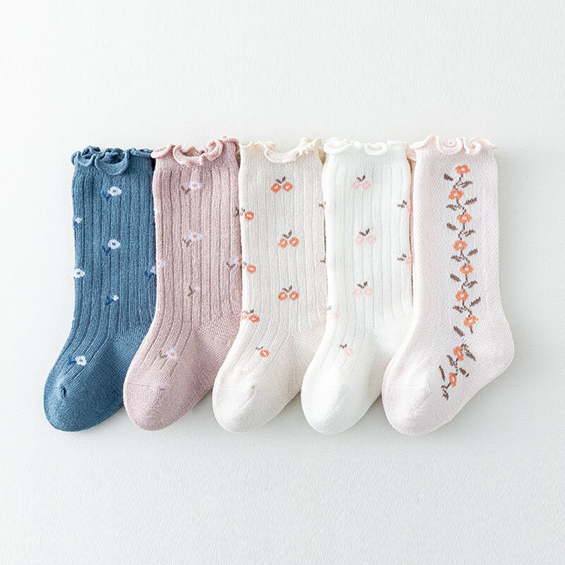 Meias longas do joelho do plissado do algodão para o bebê meninas, padrão bonito da flor, outono, crianças, criança, 0-5 anos