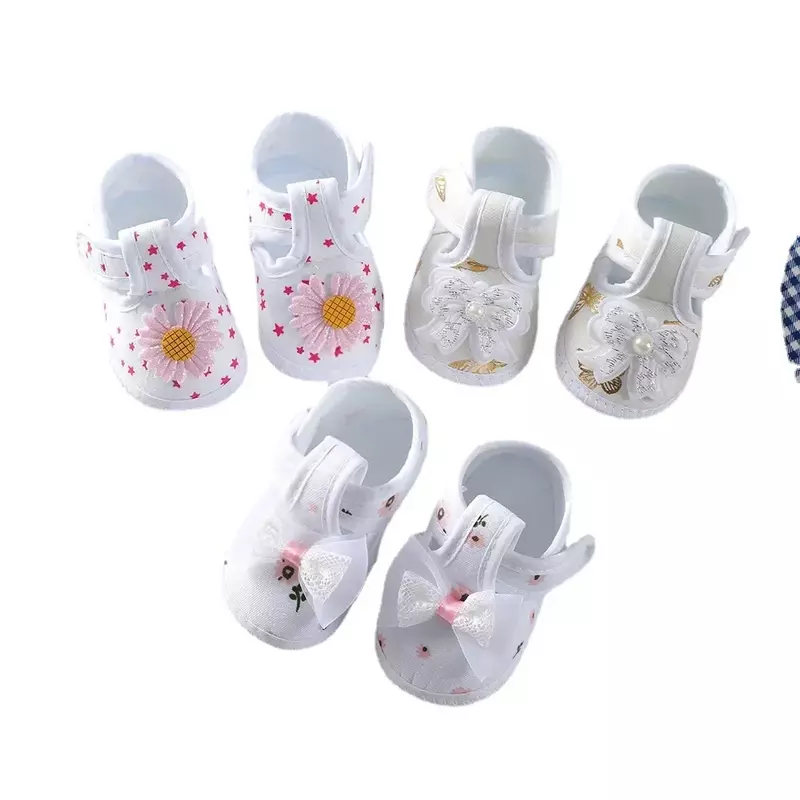 Обувь для маленьких девочек, обувь для малышей, кружевная обувь для новорожденных с цветочным рисунком, детская обувь для малышей, мягкая обувь на плоской подошве для мальчиков
