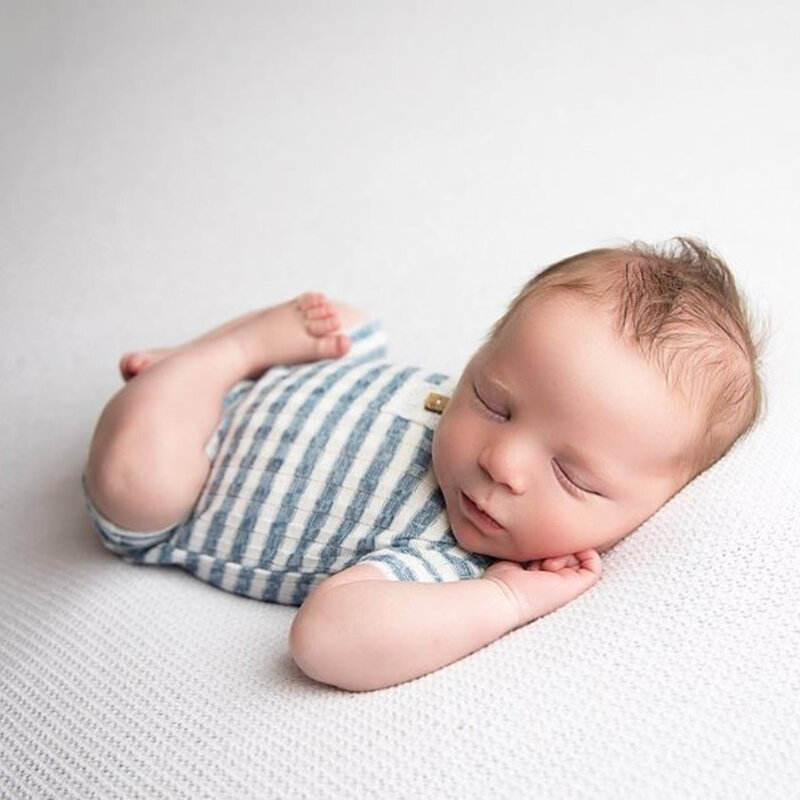 Noworodka fotografia rekwizyty ubrania dla dzieci Baby Boy Romper strój krótka, w paski kombinezon odzież do zdjęć