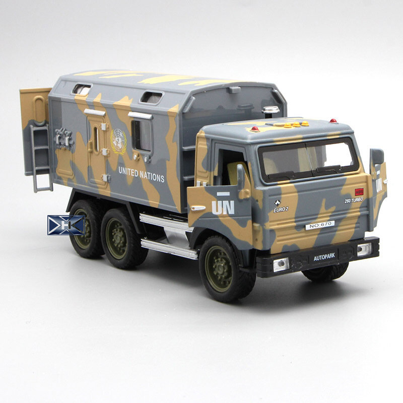 1:32 Military Transport Vehicle Alloy Model With Sound, Light And Sound Effects Pull-back Car Children's Toys Family Decoration