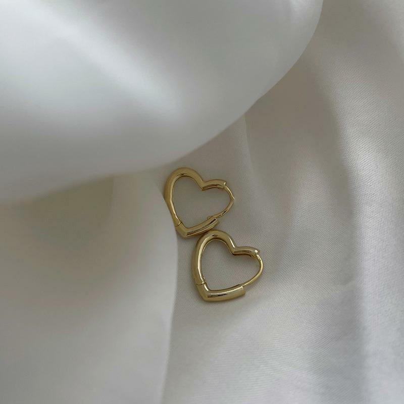 Женские серьги-кольца в форме сердца, Винтажные серьги-каффы для пирсинга