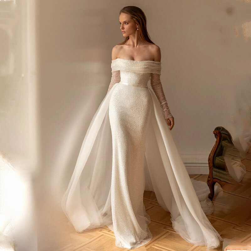 Свадебное платье с блестками и открытыми плечами, с длинными рукавами