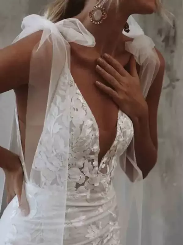 Brautkleider Boho Brautkleid elegante Meerjungfrau V-Ausschnitt Bogen rücken frei Tee-Länge Vestido de Novia für Frauen nach Maß