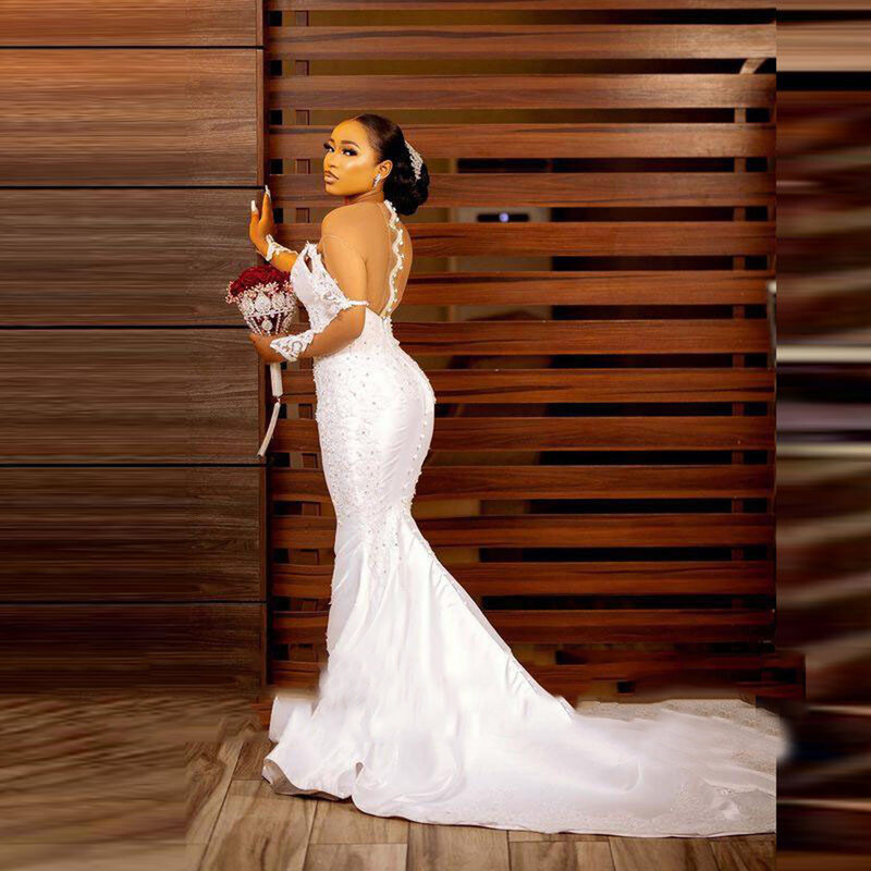 Свадебное платье в африканском стиле с вышивкой и длинным рукавом
