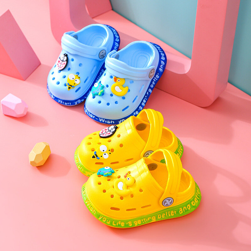 Baotou2024-zapatos Con agujeros para niños y bebés, sandalias antideslizantes con dibujos animados para el hogar, suela blanda de tendón, novedad de verano, Slippers0-3year