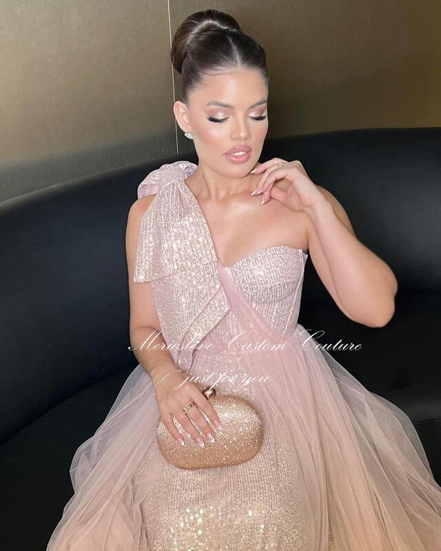 Merioslove gaun Prom Tulle berkilau satu bahu tanpa lengan lipit Ruched A-Line gaun malam pesta wanita Arab Saudi 2024