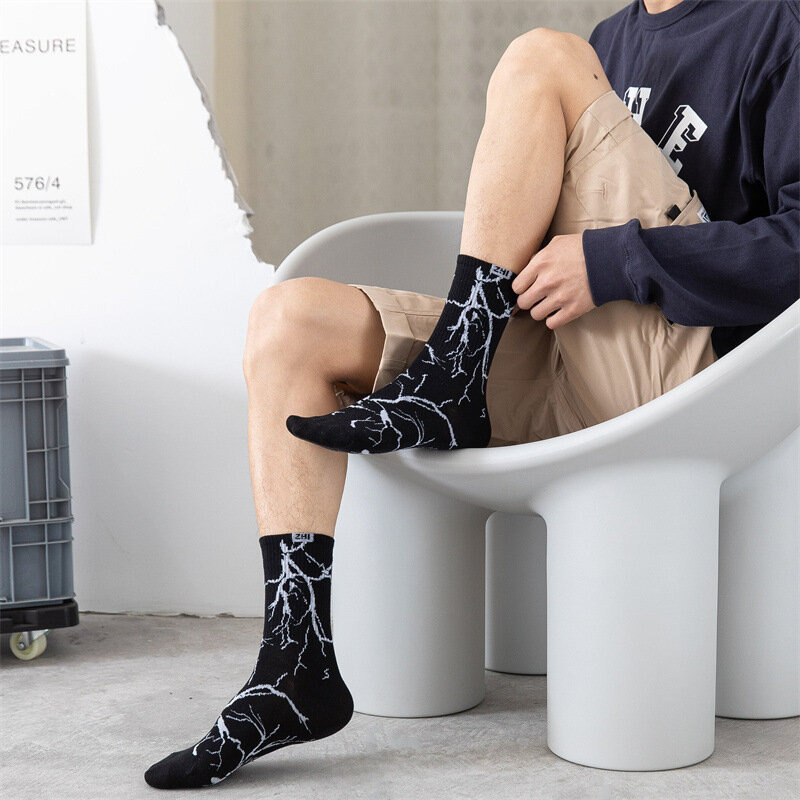 Mann Socken Mode Casual Blitz Graffiti Socken Lustige Glückliche Männlichen Atmungsaktive Baumwolle Socken Harajuku Kawaii Chaussette