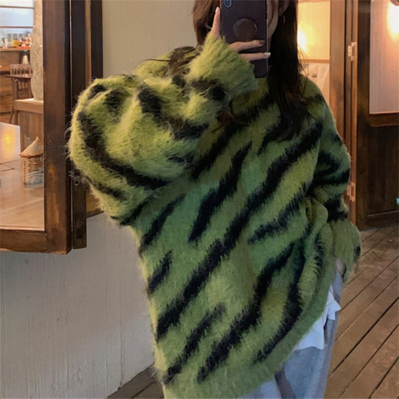 VOLALO Green Sweater wanita, kardigan rajut bergaris ukuran besar, mantel kardigan 2024 musim gugur gaya jalanan