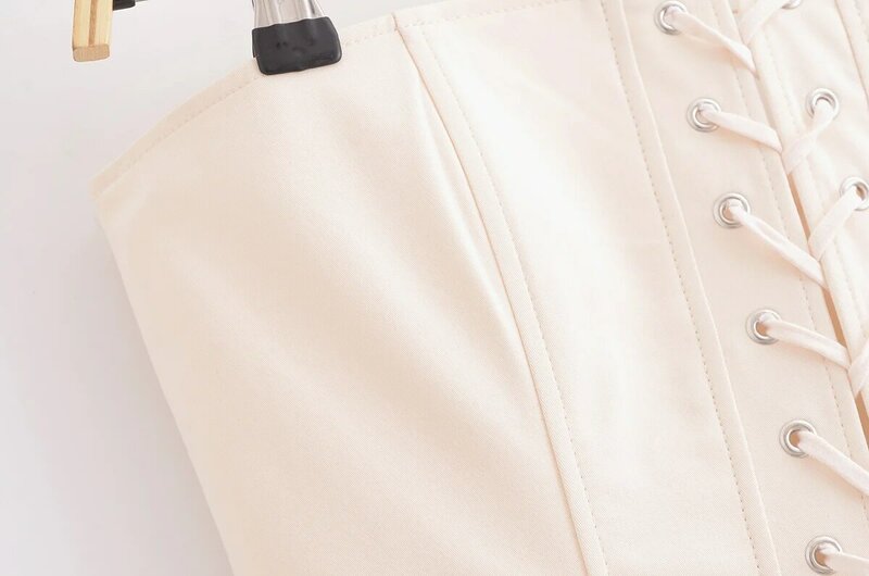 Women's 2024 New Temperament Fashion Strap Design Corset Top Vest Retro Tube Top Backless Female Camis Chic Top.