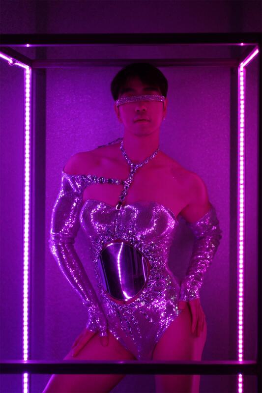 Pakaian Bodycon cermin berlian imitasi berkilau Pria Wanita gaun Prom malam triko pakaian pentas seksi Yueqiu